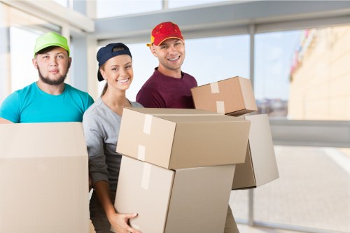 Local mover handling furniture transport in Borough streets